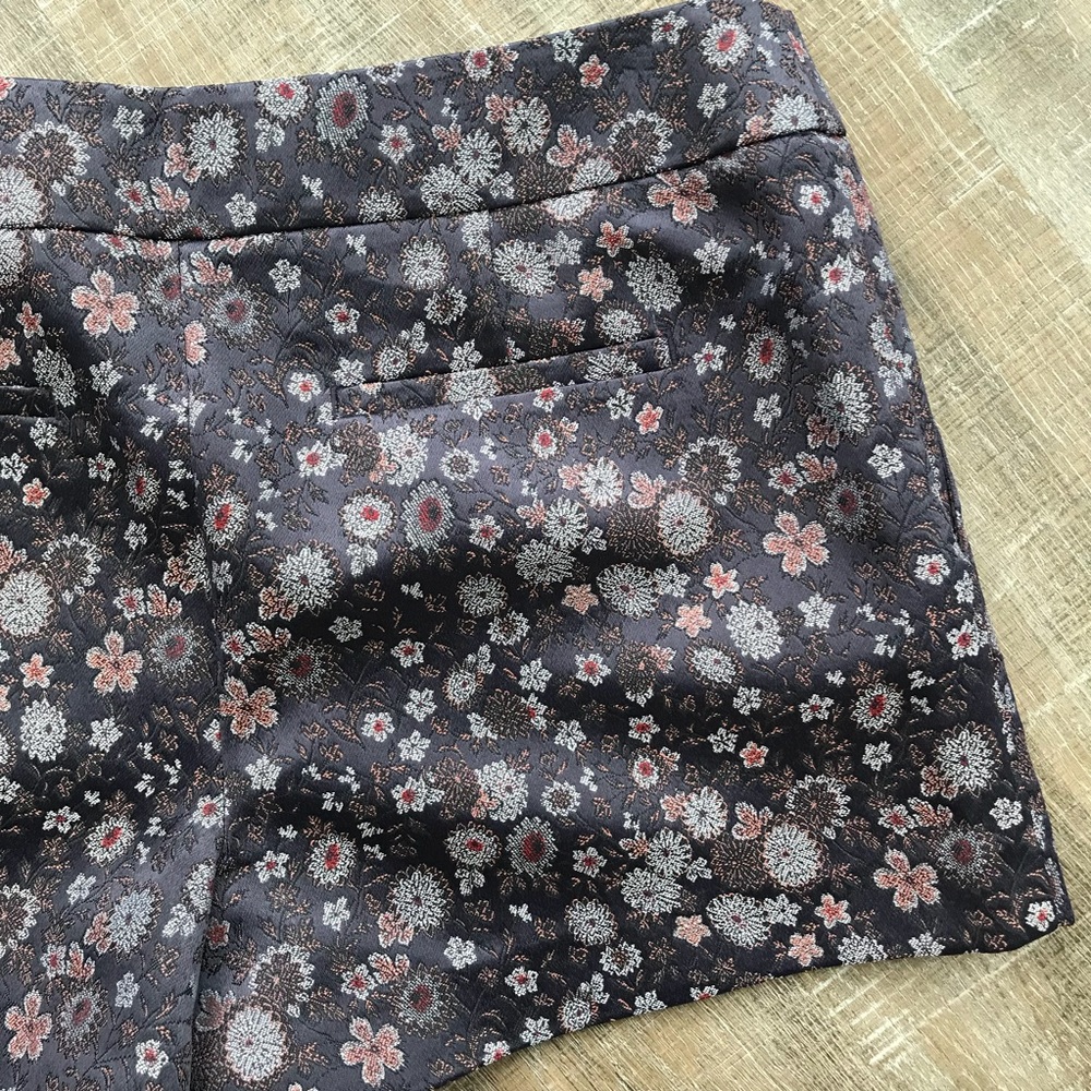LOFT dressy floral polyester shorts